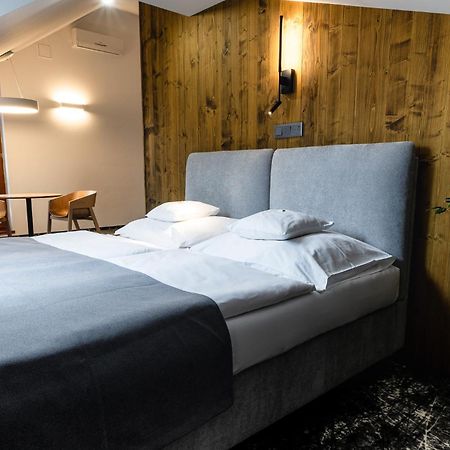 Hotel Horal Rožnov pod Radhoštěm Exteriör bild